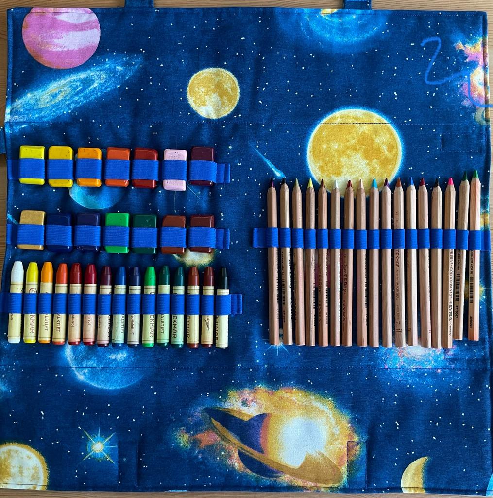 Vouwetui Krijtrol bijenwas blokjes staafjes en Lyra potloden, Leeuwarden, Handgemaakt, Overige typen, Nieuw