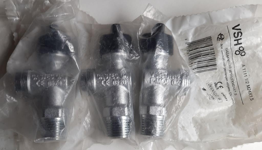 3 Gas Comfoor aansluitkraan ½", 1 gaskraan knel 15mm, Ophalen of Verzenden, Nieuw, Chroom, Overige typen