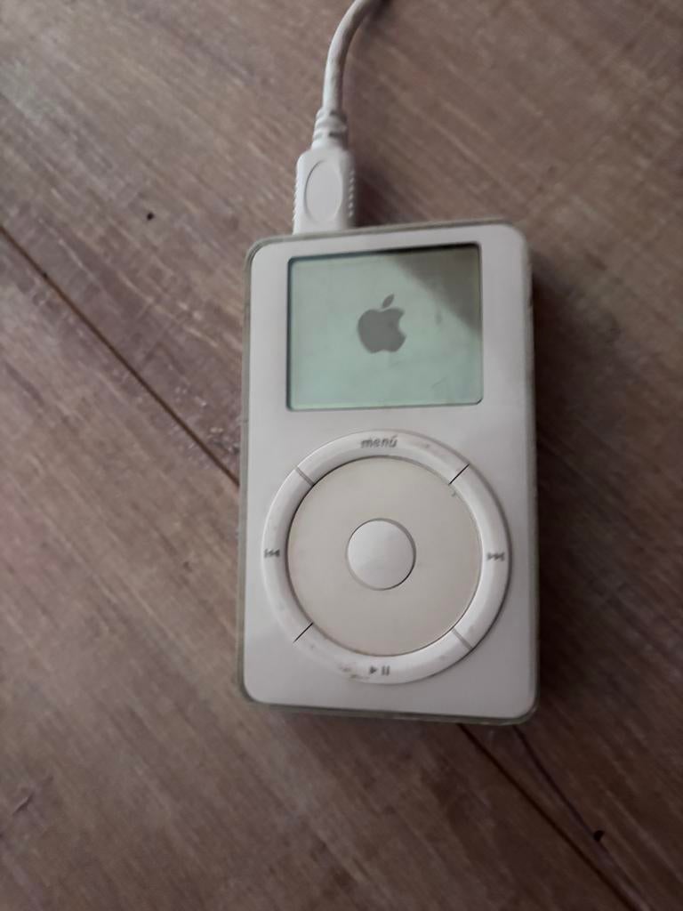 iPod  - 20 Gig, Gebruikt, Classic, Ophalen of Verzenden, Zilver