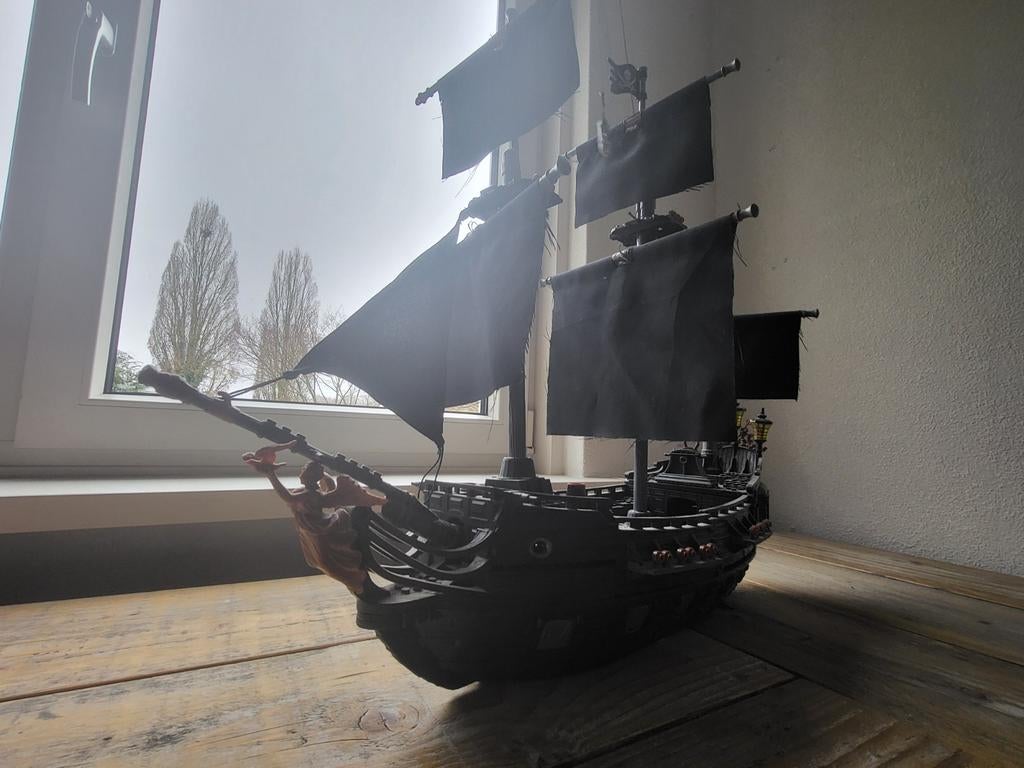Megablocks black pearl (piraten schip), Ophalen of Verzenden, Gebruikt