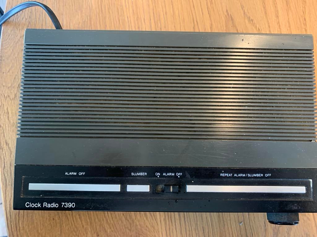 Erres Clock Radio 7390 - Perfecte Staat, Audio, Tv en Foto, Radio's, Ophalen of Verzenden, Zo goed als nieuw, Radio