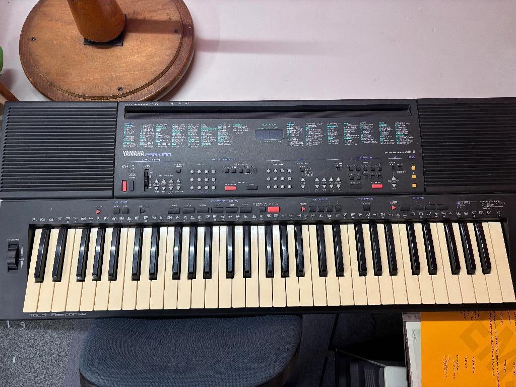 Yamaha PSR-400, Ophalen, Gebruikt, 61 toetsen, Yamaha