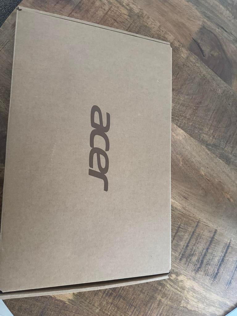 Acer Laptop - Nieuw in doos!, Met videokaart, 2 tot 3 Ghz, Qwerty, 8 GB