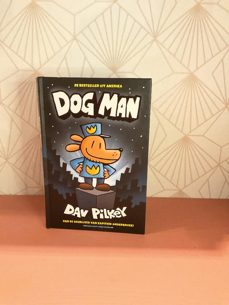 Dog man, Boeken, Kinderboeken | Jeugd | onder 10 jaar, Fictie algemeen, Ophalen of Verzenden, Zo goed als nieuw, Dav Pilkey