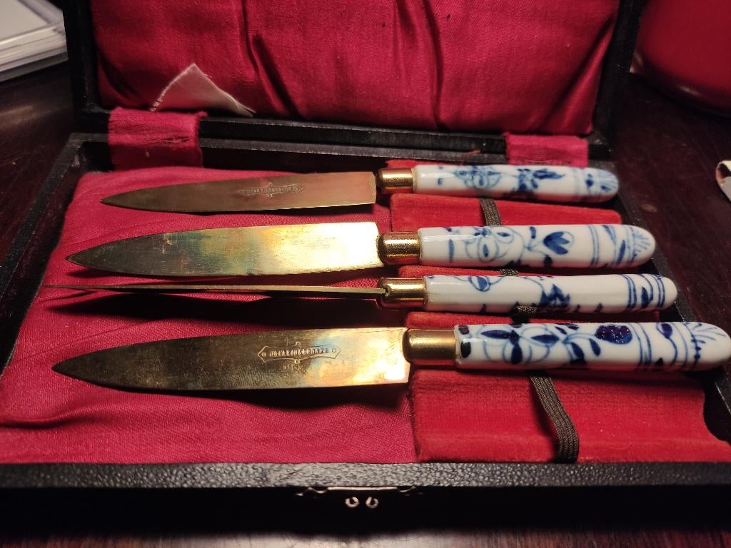 Antieke Uchatius bronzen fruitmesjes " Blue Onion" heften, Antiek en Kunst, Antiek | Bestek, Ophalen of Verzenden