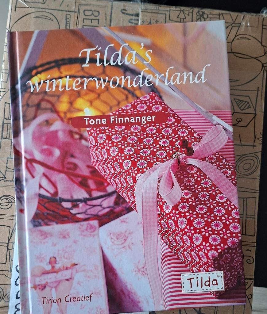 Tilda boeken tone finnanger, Ophalen of Verzenden, Zo goed als nieuw, Mode algemeen