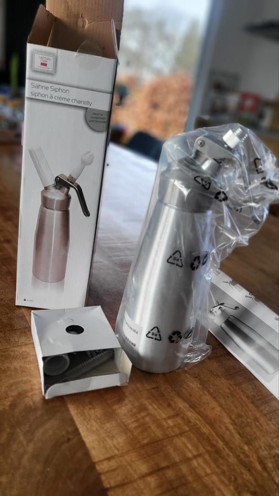 Nieuwe Captain Cook slagroomspuit in doos, Witgoed en Apparatuur, Minder dan 1 liter, Verzenden, Nieuw, 1 snelheid