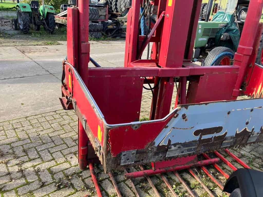 Bvl kuilsnijder, Ophalen