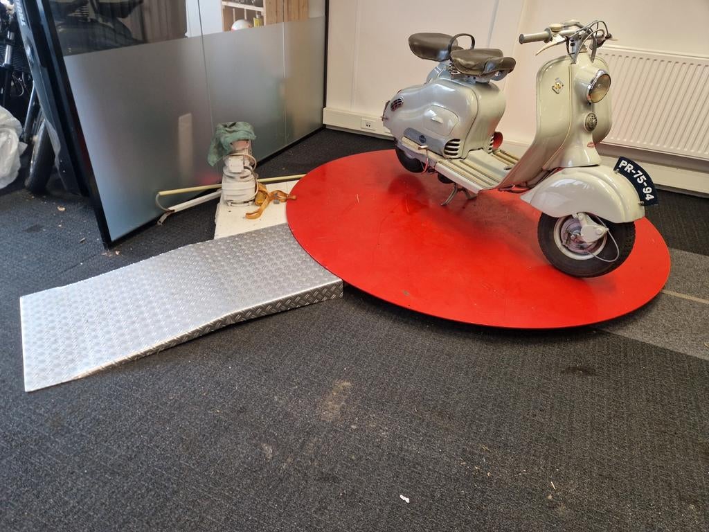 Elektrisch draaiplateau showroom 360 foto's fotostudio, Ophalen, Gebruikt, Overige typen