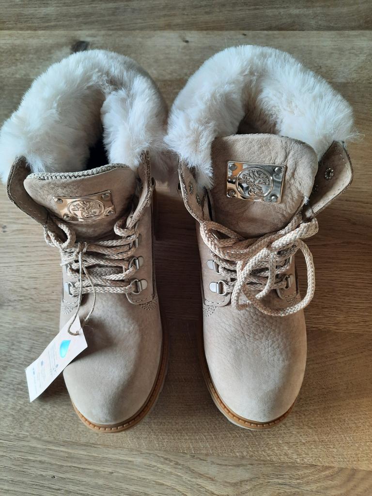 Darkwood Warme Schoenen met Grip maat 39 Nieuw!, Darkwood, Beige, Nieuw, Wandelschoenen