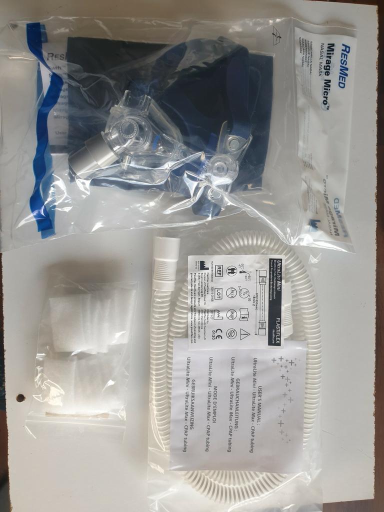 Slaapapneu masker met toebehoren, WINKEL PRIJS €89,95, Ophalen of Verzenden