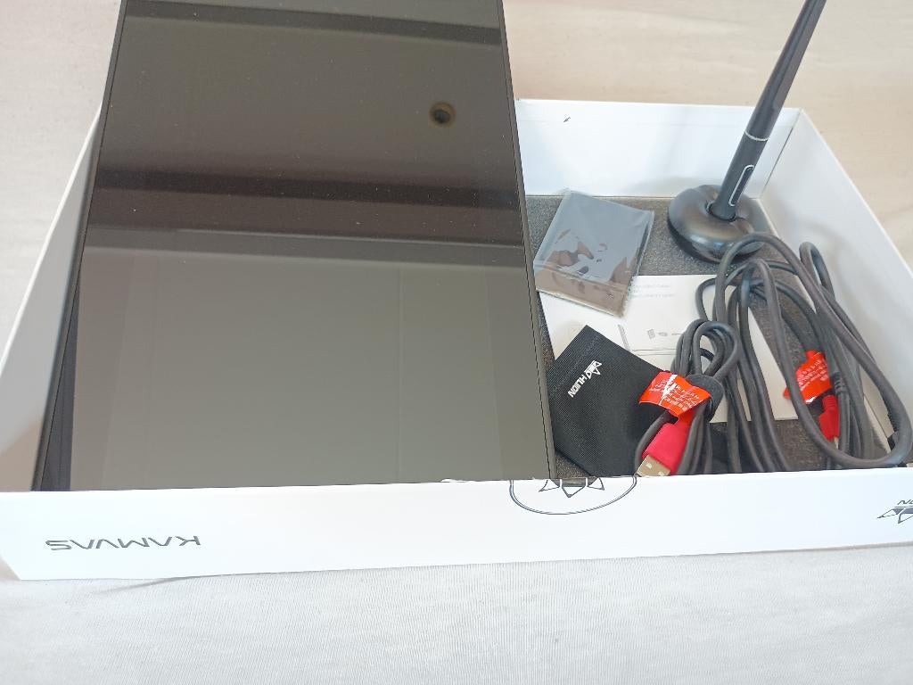 Kamvas 13 Huion tekentablet, Computers en Software, Tekentablets, Ophalen of Verzenden, Zo goed als nieuw, Bedraad, HUION