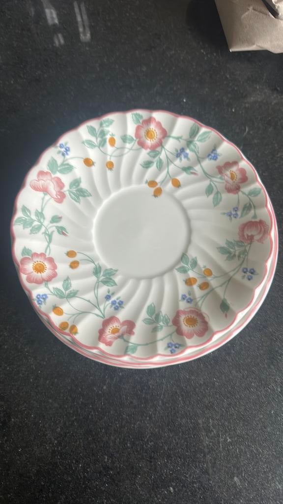 4 bordjes van The Chartwell collection, Ophalen