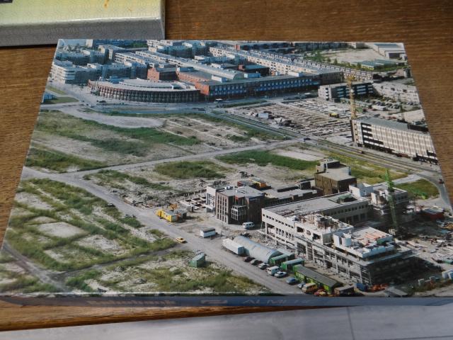 Puzzel Almere in aanbouw. Rabobank., Hobby en Vrije tijd, Ophalen of Verzenden, 500 t/m 1500 stukjes, Zo goed als nieuw, Legpuzzel