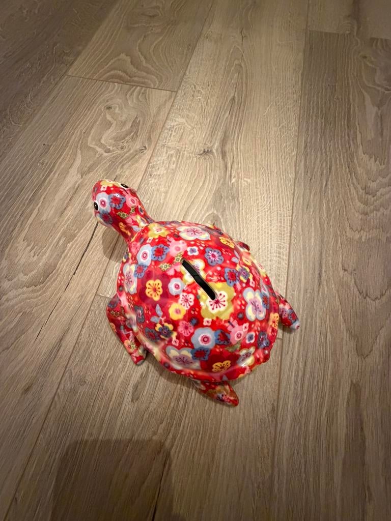 Pomme Pidou spaarpot schiltpad 23cm lang, Ophalen of Verzenden, Zo goed als nieuw, Steen, Aardewerk of Keramiek, Dier