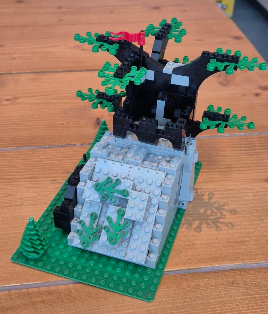 Lego Castle 6066 Camouflaged Outpost, Ophalen of Verzenden, Gebruikt, Complete set, Lego