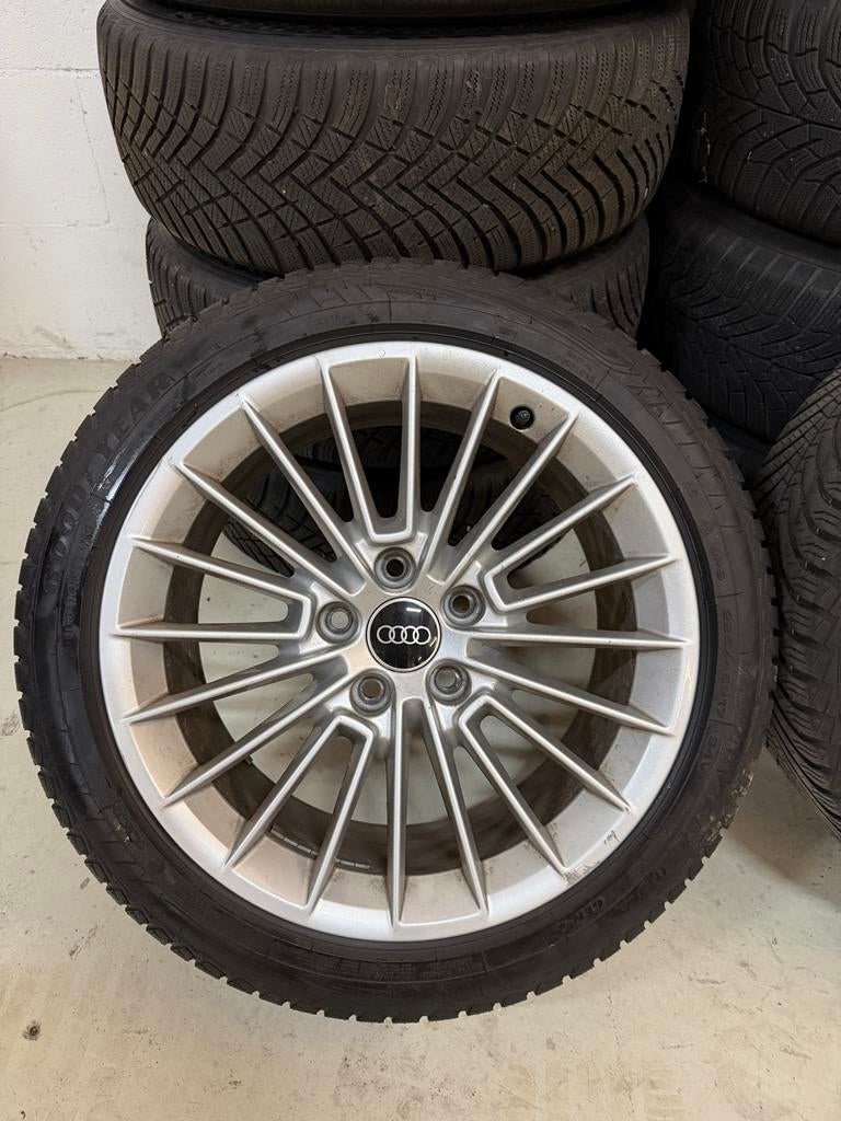 All season banden met velgen Audi A3 Volkswagen 5x112, Auto-onderdelen, Banden en Velgen, Gebruikt, Banden en Velgen, 17 inch