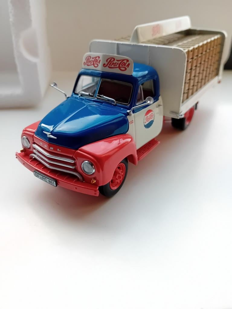 Minichamps Opel Blitz Drankenwagen Pepsi Cola, Ophalen of Verzenden, Zo goed als nieuw, Auto, MiniChamps