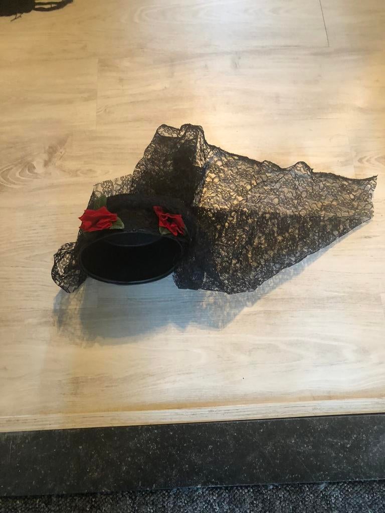 Leuk dophoedje met voile voor vasteloavendj, Ophalen of Verzenden, Overige typen