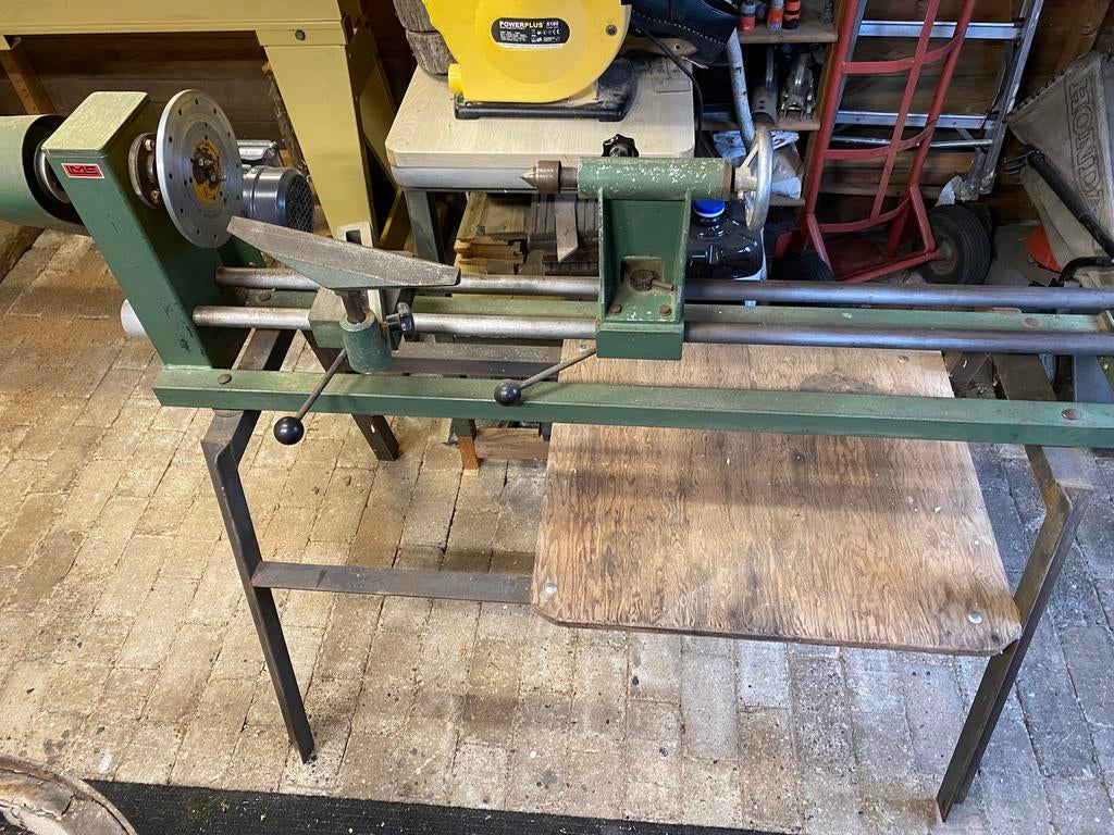 LMS Houtdraaibank, 1 mtr tussen de centers en 40 cm doorsnee, Doe-het-zelf en Verbouw, Ophalen, Gebruikt, Houtdraaibank, 500 tot 1000 mm