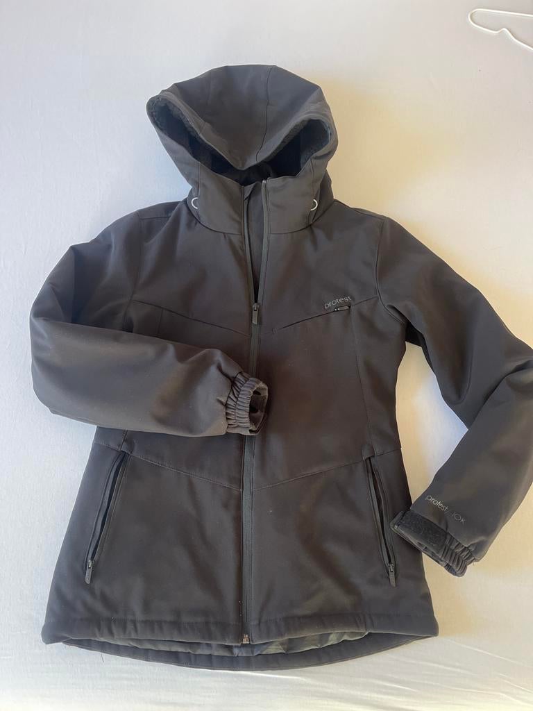 Protest Ski Jas - Maat S - 36 Zwart, Ophalen of Verzenden, Zo goed als nieuw, Maat 36 (S), Jack