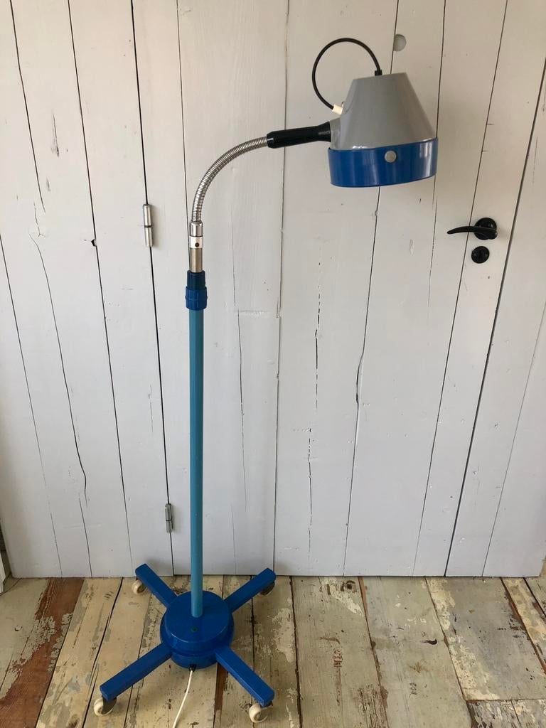 Staande lamp custommade, Huis en Inrichting, Lampen | Vloerlampen, Gebruikt, 150 tot 200 cm, Ophalen