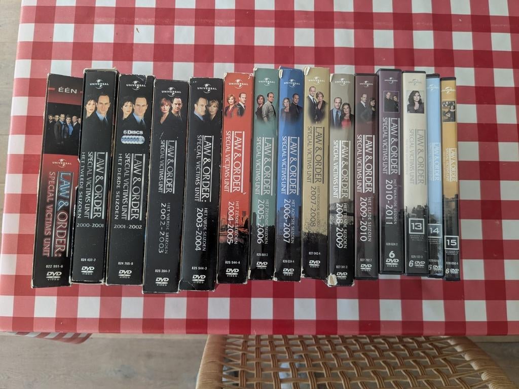 Law & Order SVU Seizoen 1-15 DVD Boxset NL ondertiteling, Cd's en Dvd's, Dvd's | Tv en Series, Vanaf 12 jaar, Ophalen of Verzenden