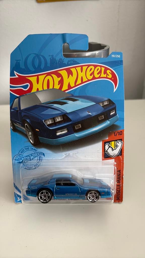 Hot Wheels ‘85 Chevrolet Camaro Iroc-Z 1/64, Ophalen of Verzenden, Nieuw, Auto