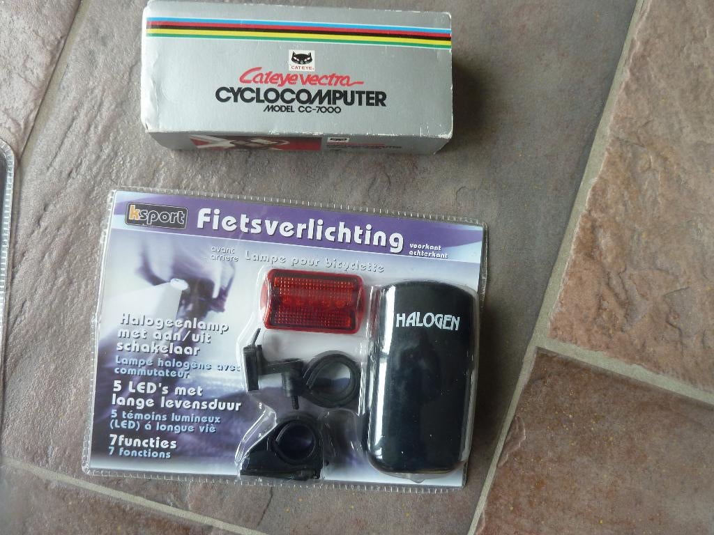 Fietsverlichting en fietscomputer, Ophalen of Verzenden, Nieuw, Accu