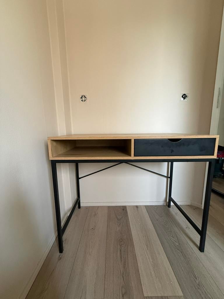 Bureau Trappedal van Jysk, Ophalen of Verzenden, Zo goed als nieuw