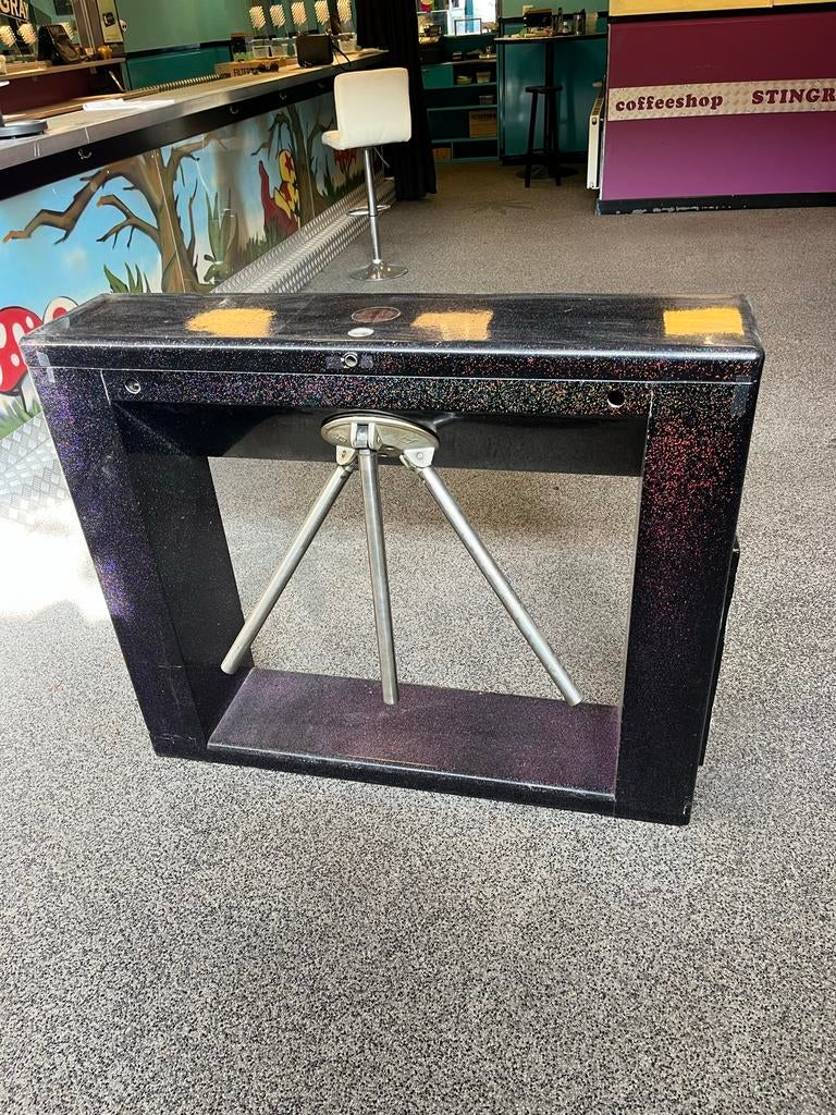 Tourniquet beveiligingspoortje driepoot met vingerafdrukopti