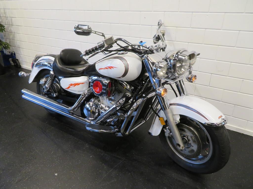 Kawasaki VN 1600 CLASSIC VN1600 TOP CONDITIE (bj 2004), Motoren, Chopper, Bedrijf, Meer dan 35 kW, 1552 cc