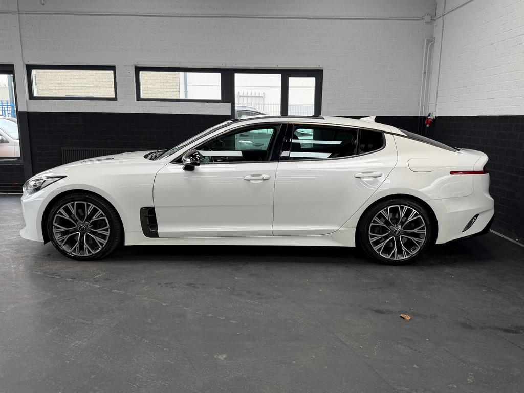 Kia Stinger 2.0 T-GDI GT-Line | Pano | H&K | Adaptive | Lede, 1998 cc, Achterwielaandrijving, Gebruikt, Zwart