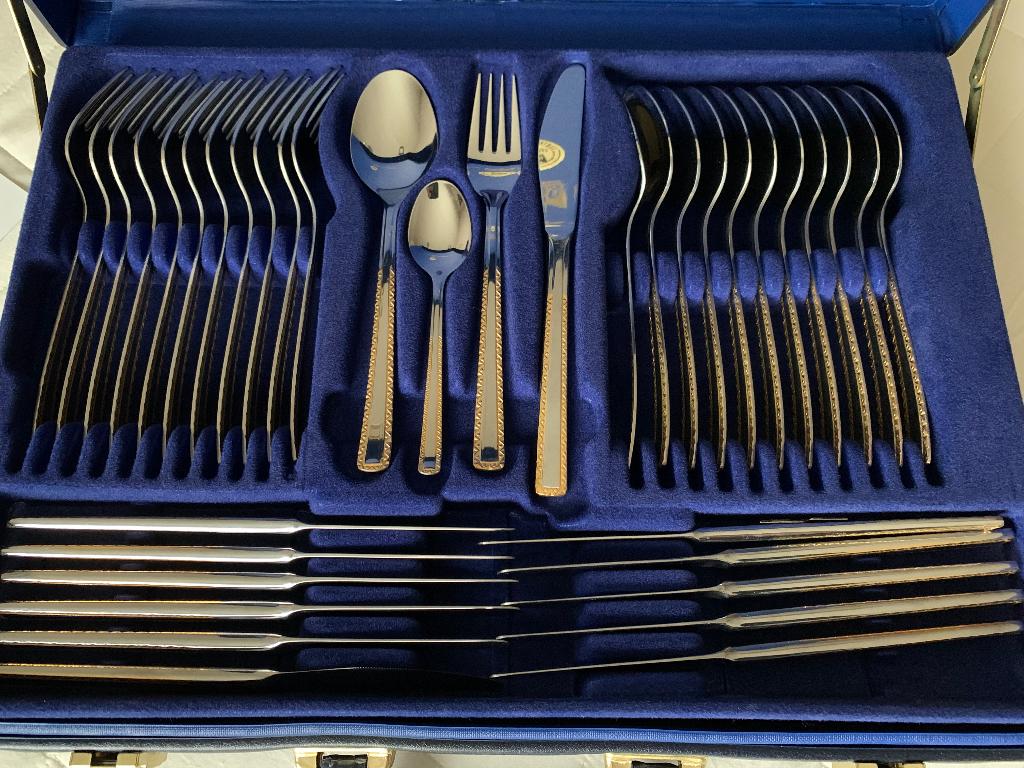 Vintage 70-delige Bestekset - ongebruikt, Huis en Inrichting, Keuken | Bestek, Ophalen of Verzenden, Nieuw, Rvs of Chroom, Bestekset