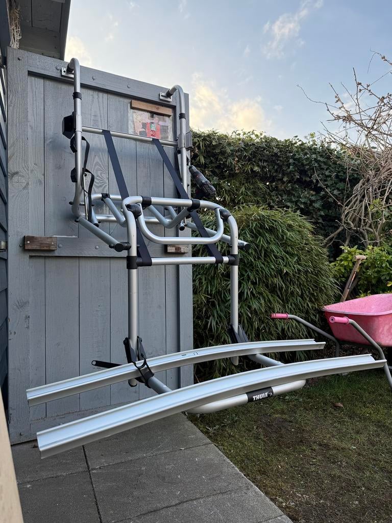Thule lift V16 fietsendrager, Zo goed als nieuw, 2 fietsen, Elektrische fiets, Achterklepdrager
