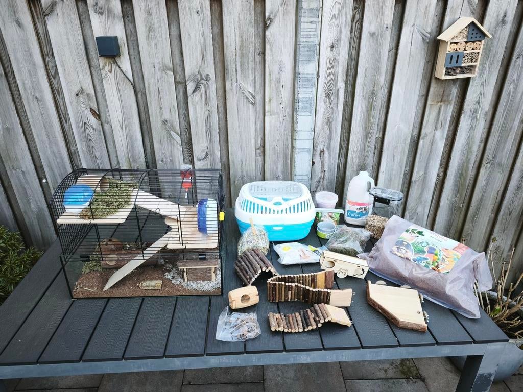 Hamsterkooi met accessories en voer., Kooi, Gebruikt, Minder dan 75 cm, Hamster