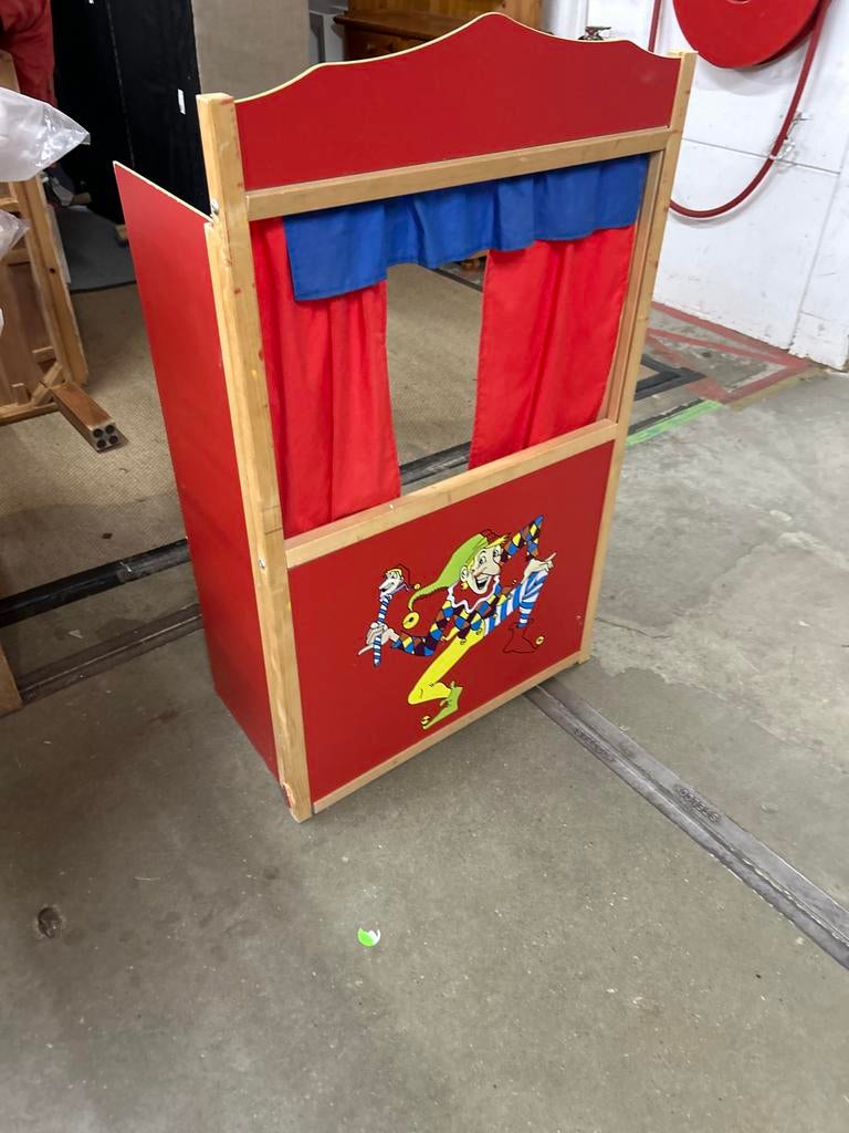 Poppenkast 73x120 cm - Klaar voor uren speelplezier!, Ophalen, Gebruikt, Jongen of Meisje