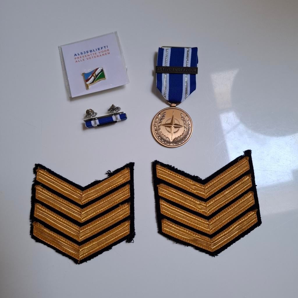 Onderscheiding - Medaille Koninklijke Marine + extras, Ophalen of Verzenden, Marine, Nederland