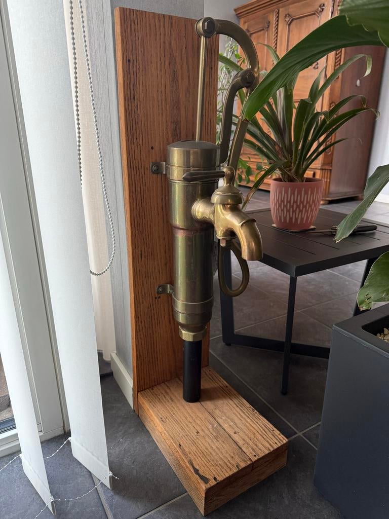 Antieke koperen waterpomp, Antiek en Kunst, Antiek | Koper en Brons, Ophalen, Koper