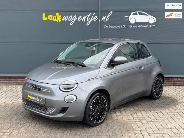 Fiat 500 e 3+1 La Prima *extra deur *keyless *camera *leder, Gebruikt, 118 pk, 4 stoelen, Leder
