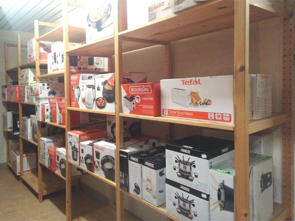 Ivar hoekkasten stellingkasten boekenkasten, Ophalen