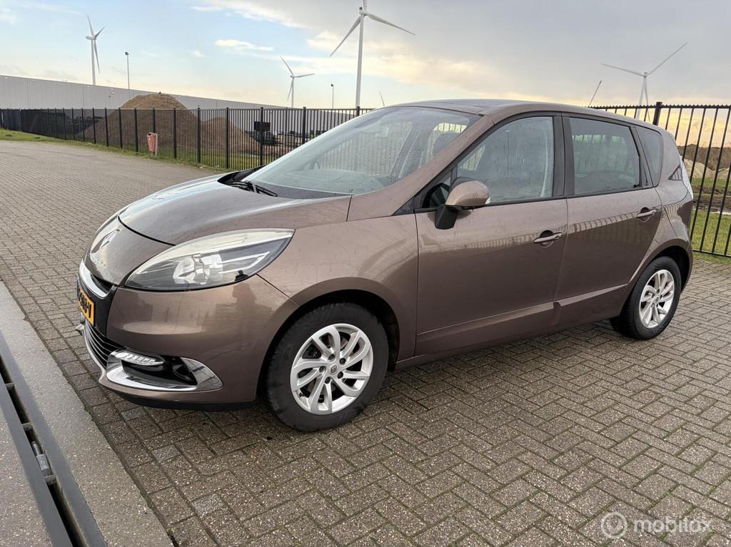 Renault Scenic 1.6 dCi Bose, Voorwielaandrijving, Euro 5, Gebruikt, 4 cilinders
