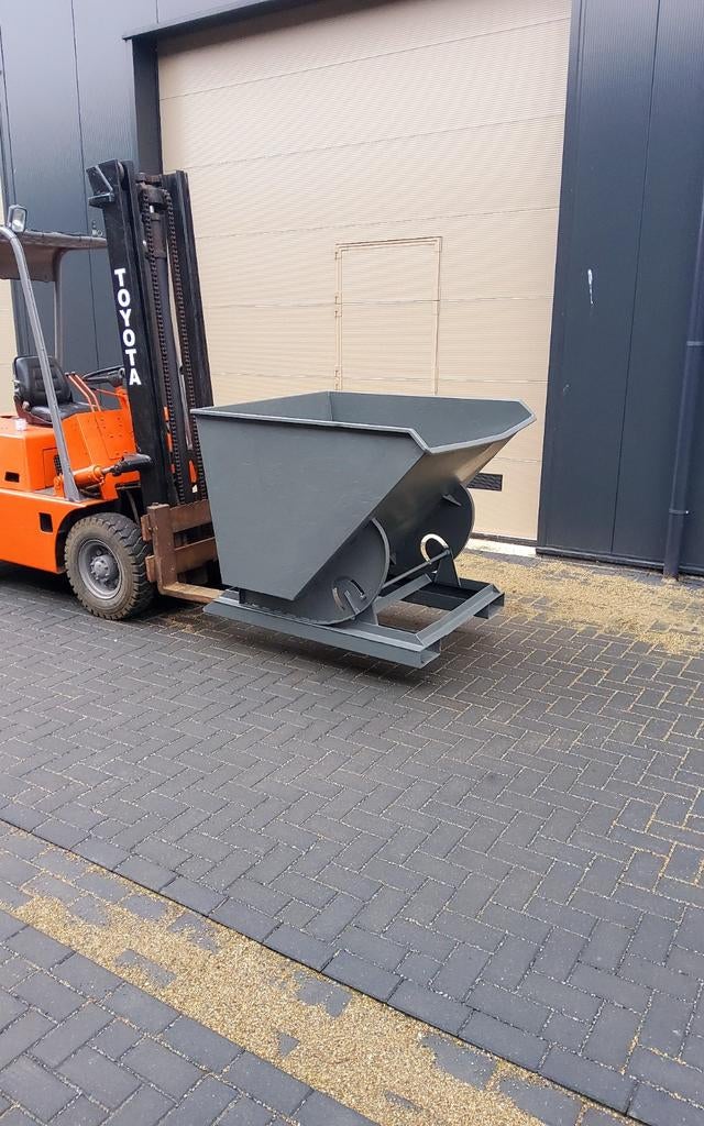 3:Kiepbak voor heftruck, Ophalen of Verzenden