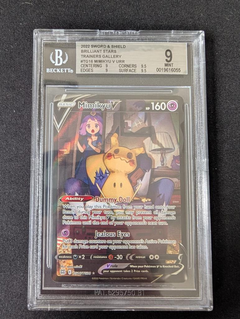 Mimikyu V TG16 Brilliant Stars - Beckett 9 PSA, Ophalen of Verzenden, Zo goed als nieuw