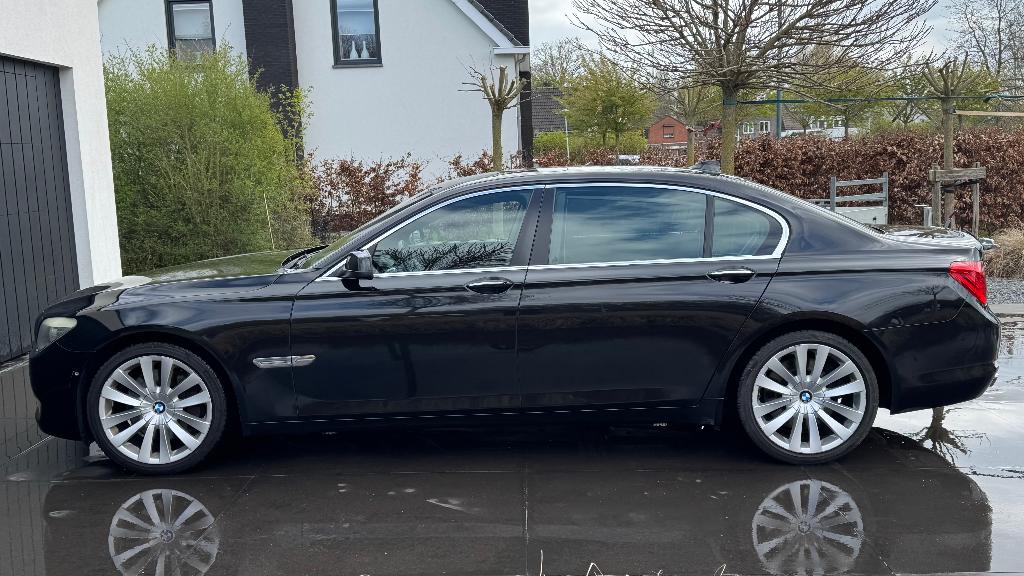 BMW F02 750Li High Executive full option zwart interieur, Auto's, Automaat, Euro 5, Achterwielaandrijving, 1650 kg
