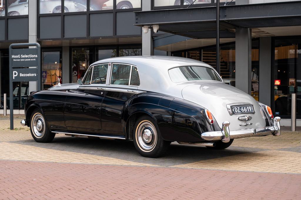 Rolls-Royce Silver Cloud II (bj 1962, automaat), Auto's, Oldtimers, 6230 cc, Bedrijf, Grijs, Sedan