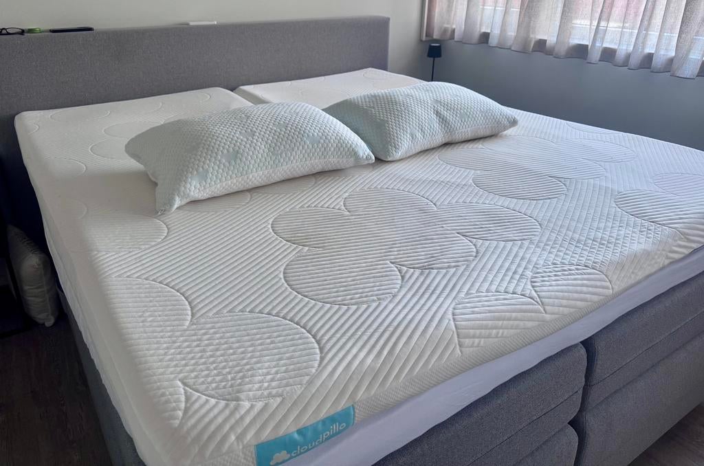 Cloudpillo splittopper, Ophalen, Gebruikt, Tweepersoons, Matras