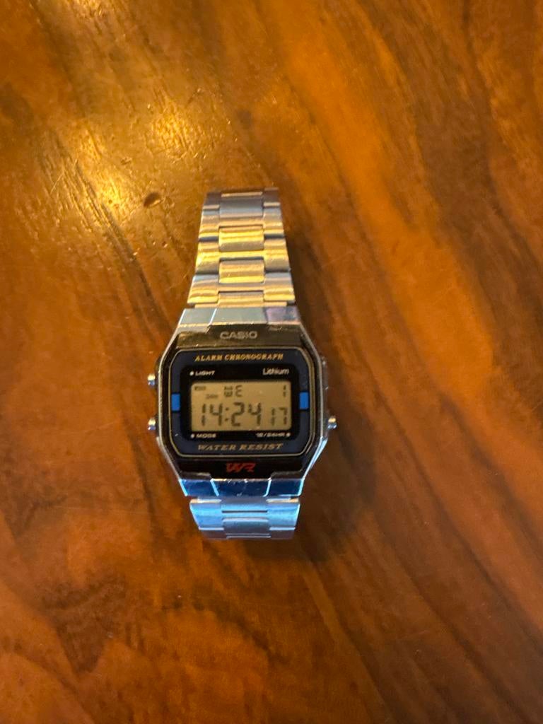 Casio horloge zo goed als nieuw, Ophalen