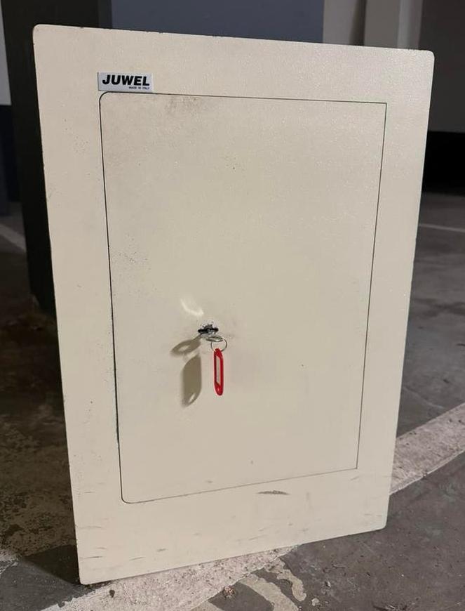 Juwel kwaliteit kluis /brandkast, Ophalen, Brandkast