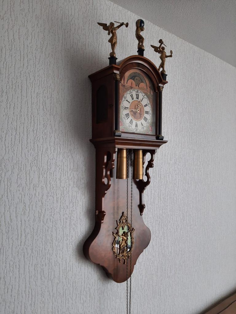 FRIESE STAARTKLOK, Ophalen, Gebruikt, Analoog, Wandklok